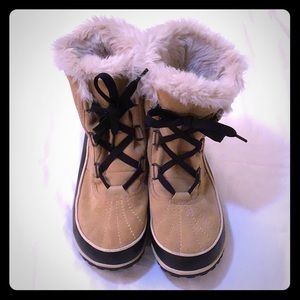 Sorel Caribou Boots